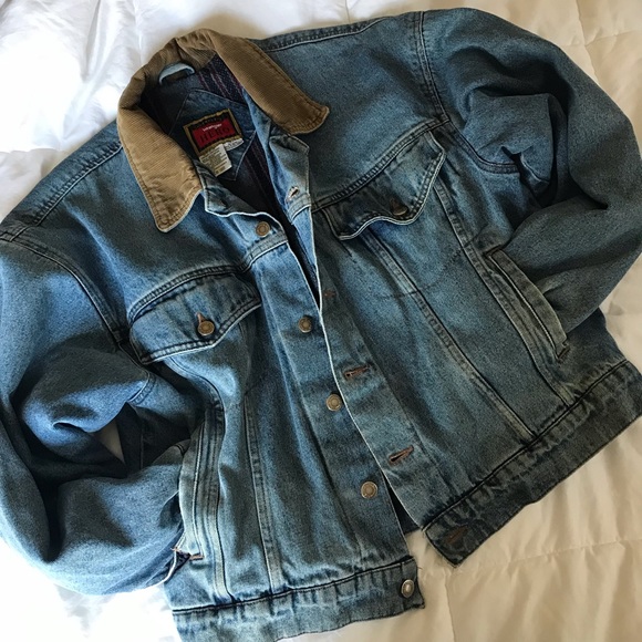 Wrangler Other - Wrangler vintage blue jean jacket